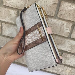 Nwt! Michael Kors Double zip wallet